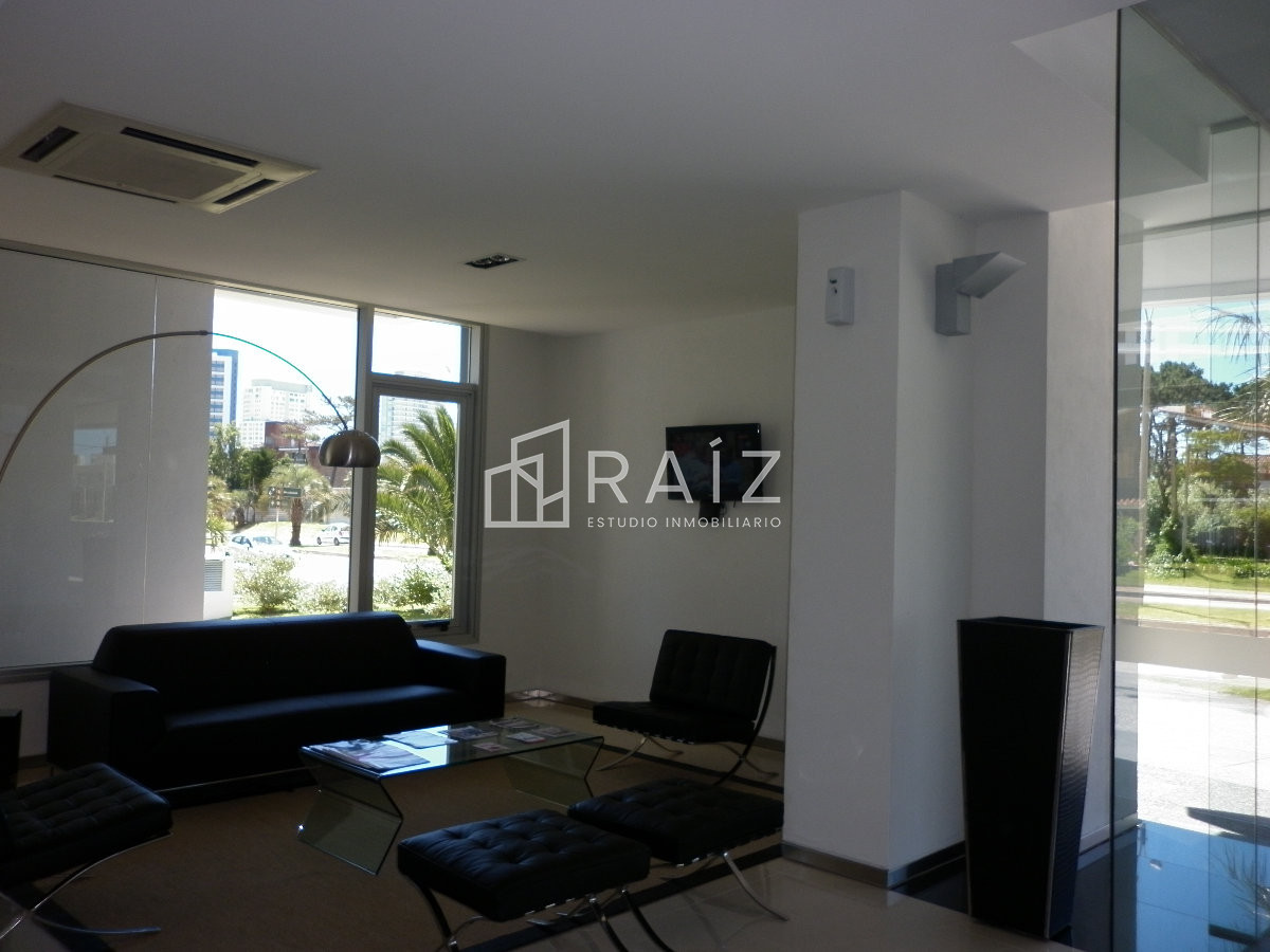Apartamento ID.10244 - APARTAMENTO EN VENTA 3 DORMITORIOS PUNTA DEL ESTE