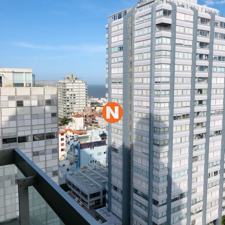 Apartamento Ref.223231 - Apartamento en venta de 3 dormitorios- Punta del Este