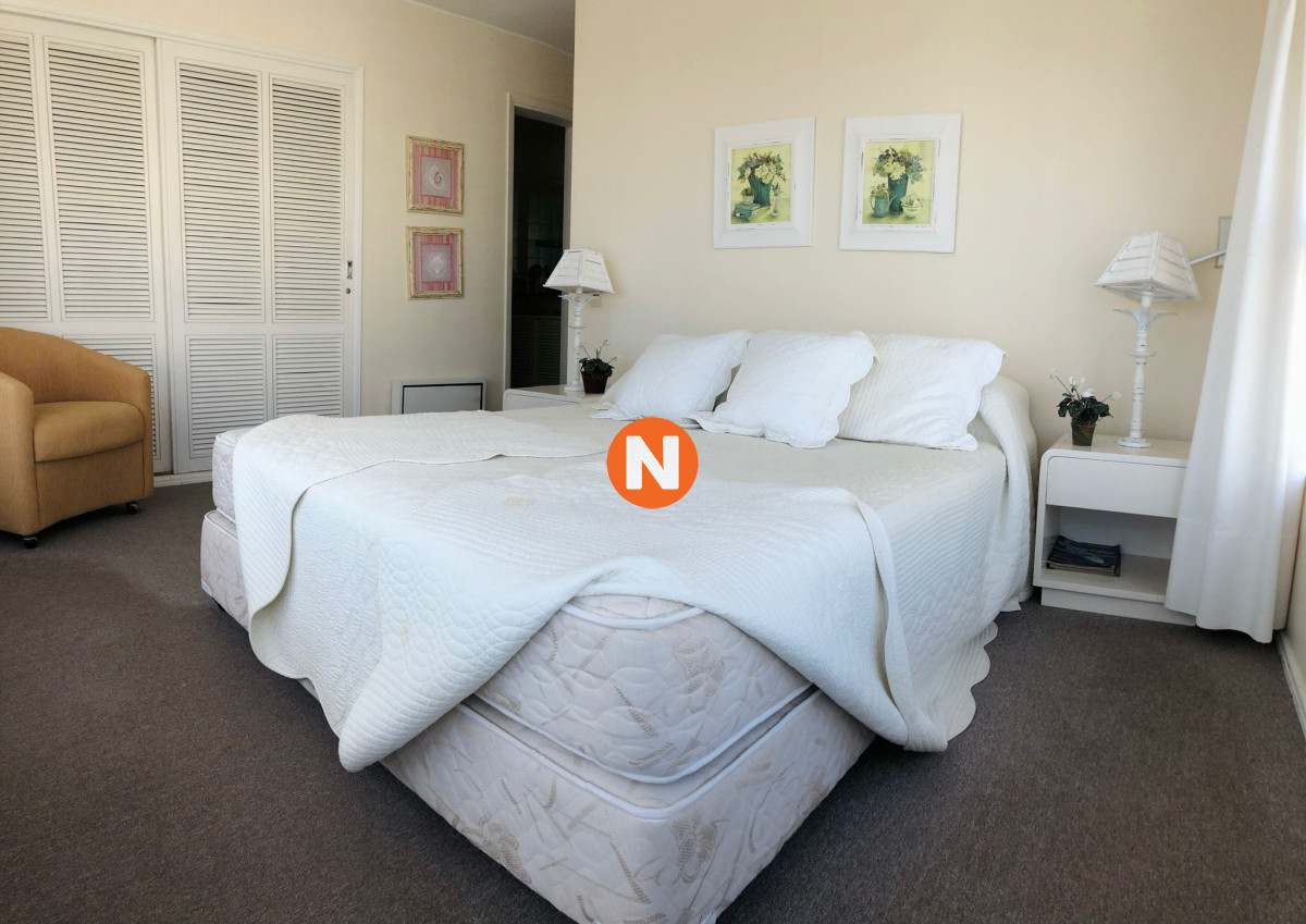 Apartamento Ref.223231 - Apartamento en venta de 3 dormitorios- Punta del Este