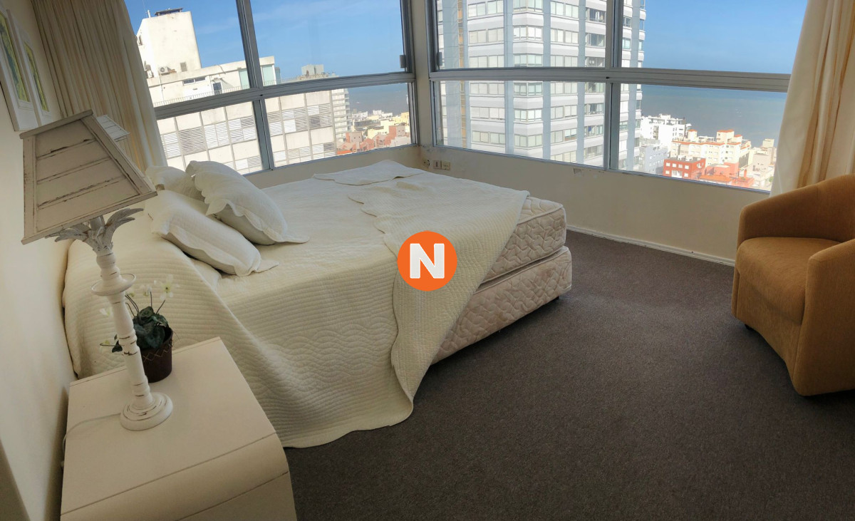 Apartamento Ref.223231 - Apartamento en venta de 3 dormitorios- Punta del Este