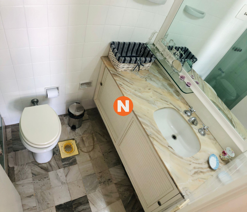 Apartamento Ref.223231 - Apartamento en venta de 3 dormitorios- Punta del Este