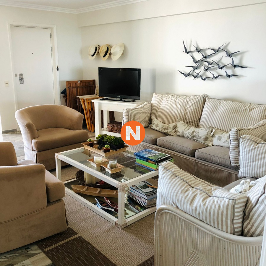 Apartamento Ref.223231 - Apartamento en venta de 3 dormitorios- Punta del Este