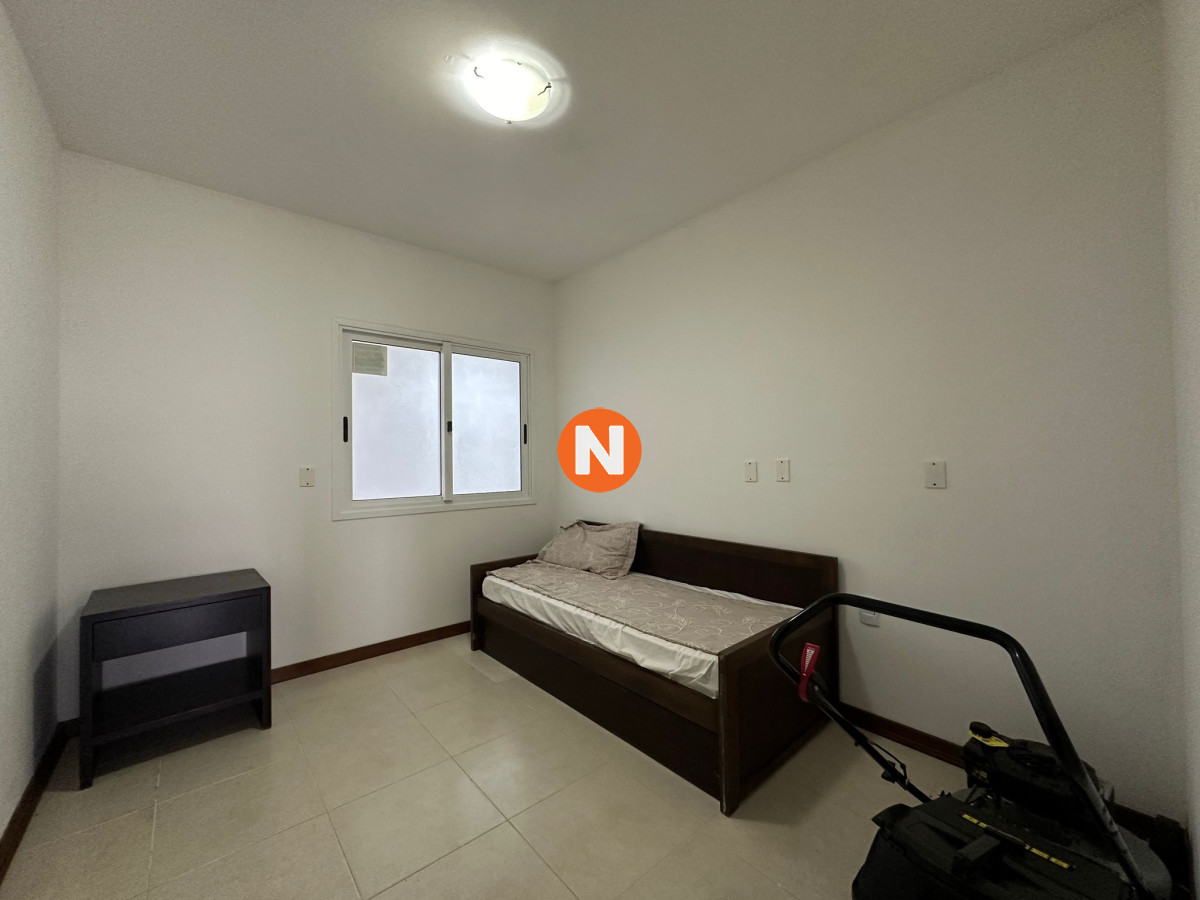 Apartamento Ref.222018 - Apartamento en Venta, 2 dormitorios, Punta del Este.
