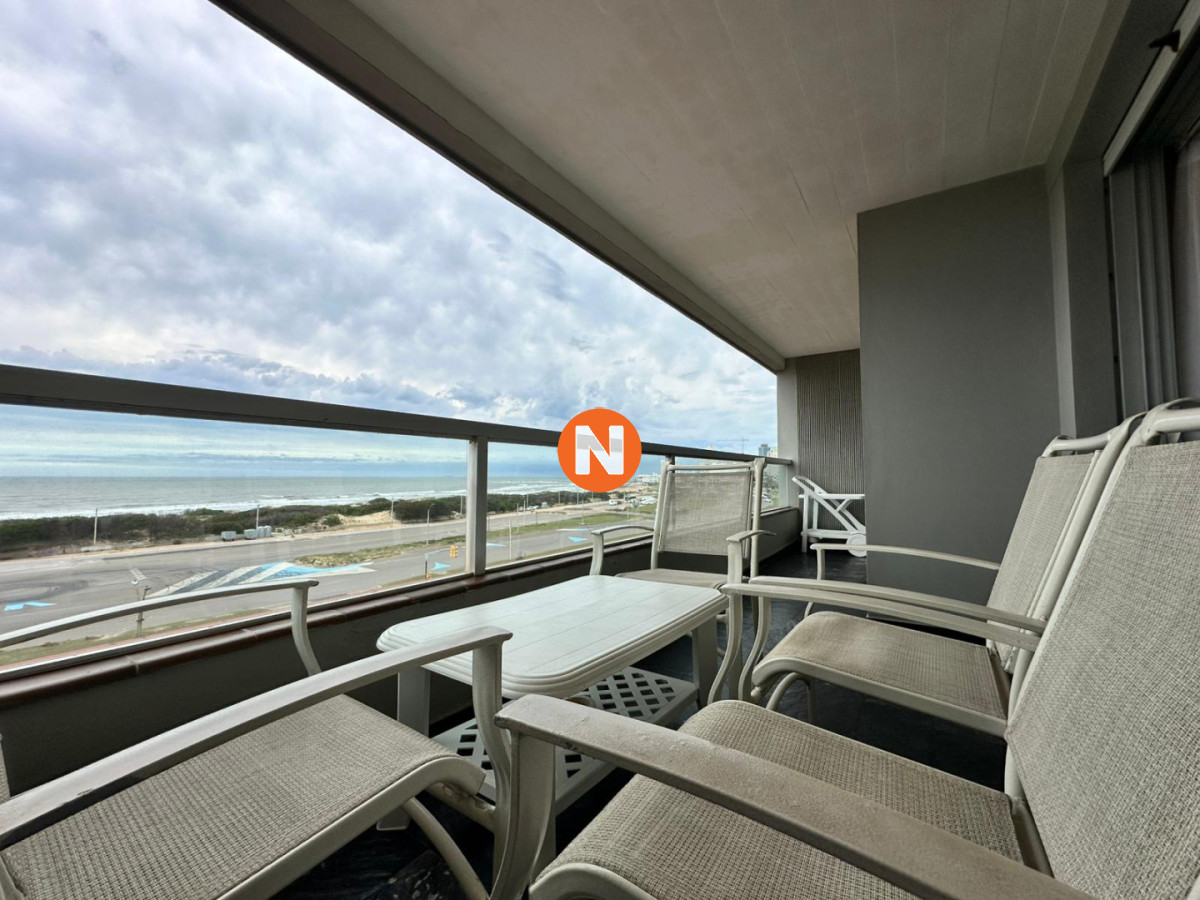 Apartamento Ref.225007 - apartamento en venta sobre playa brava