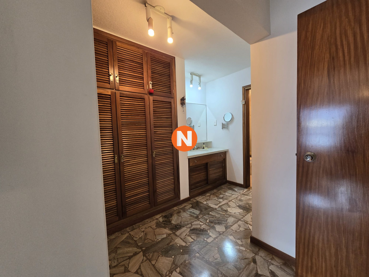 Apartamento Ref.223043 - apartamento en venta en playa mansa