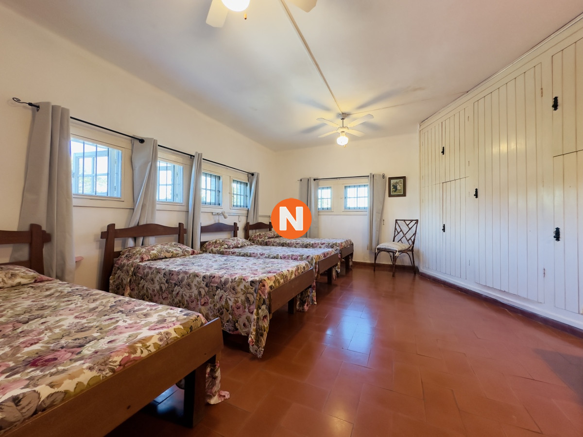 Casa Ref.223159 - Casa en venta yalquiler en playa mansa de 4 dormitorios en venta en Punta del Este