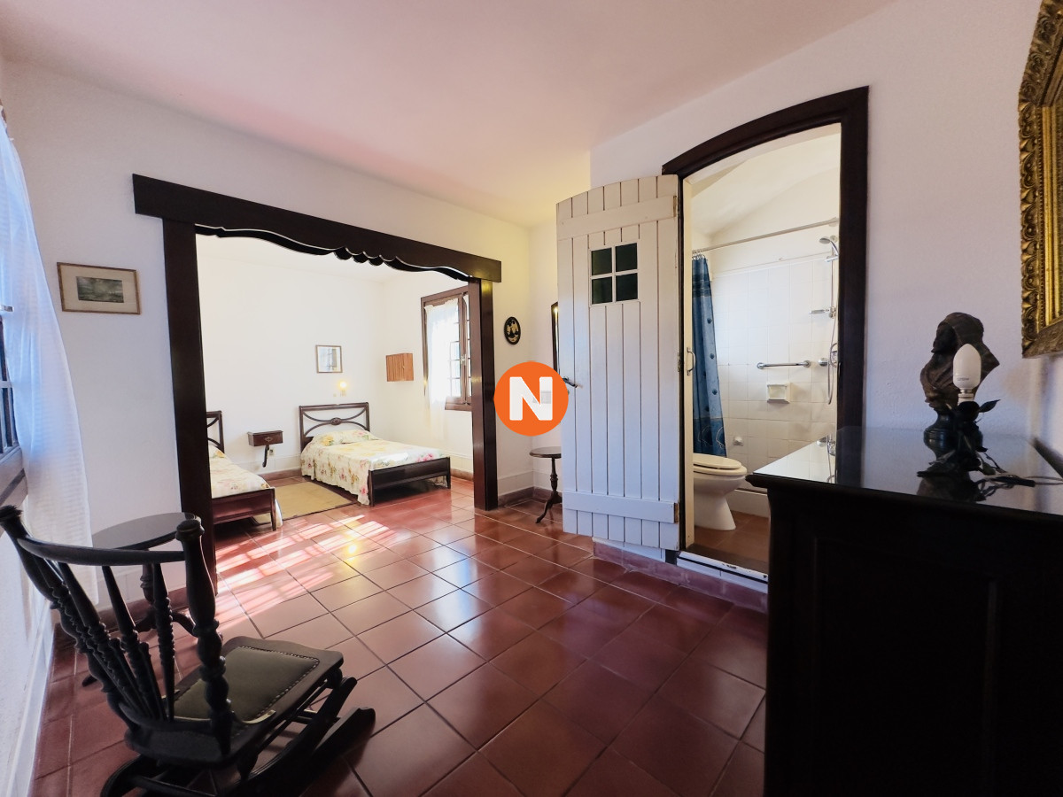 Casa Ref.223159 - Casa en venta yalquiler en playa mansa de 4 dormitorios en venta en Punta del Este