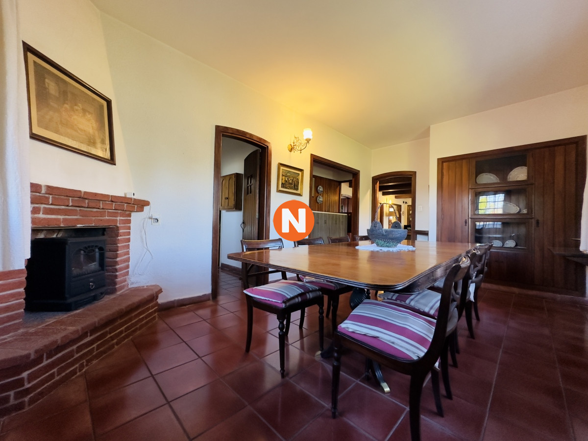 Casa Ref.223159 - Casa en venta yalquiler en playa mansa de 4 dormitorios en venta en Punta del Este