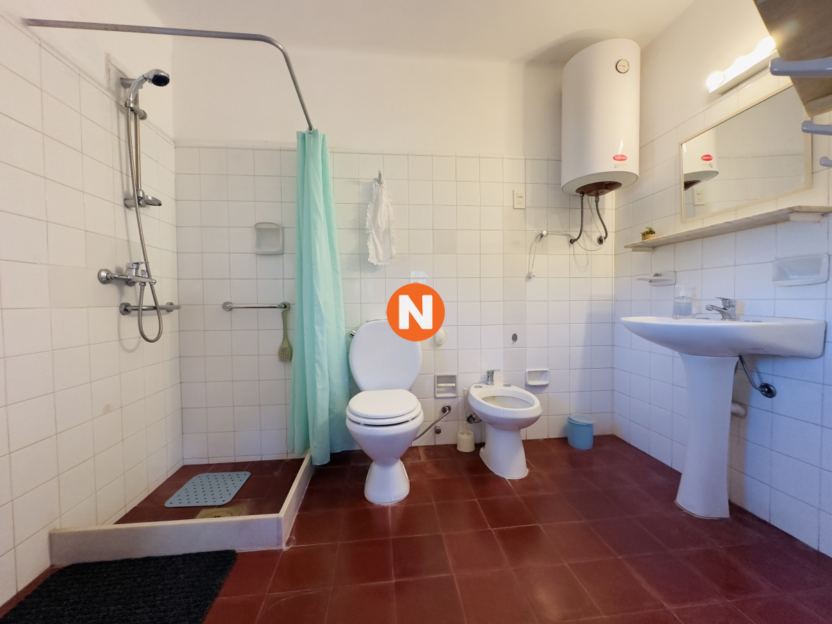 Casa Ref.223159 - Casa en venta yalquiler en playa mansa de 4 dormitorios en venta en Punta del Este