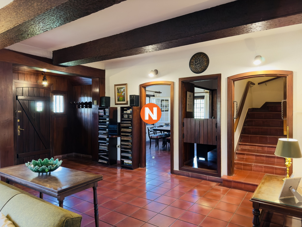 Casa Ref.223159 - Casa en venta yalquiler en playa mansa de 4 dormitorios en venta en Punta del Este