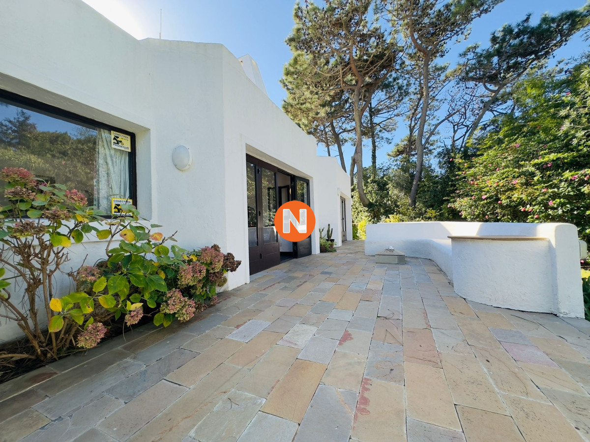 Casa Ref.226064 - Casa en VENTA, 50 metros de la playa brava, 4 dormitorios.