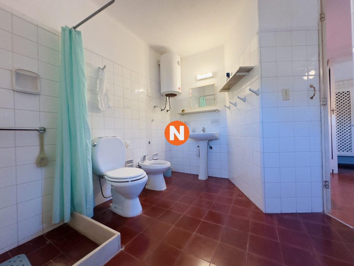 Casa Ref.223159 - Casa en venta yalquiler en playa mansa de 4 dormitorios en venta en Punta del Este
