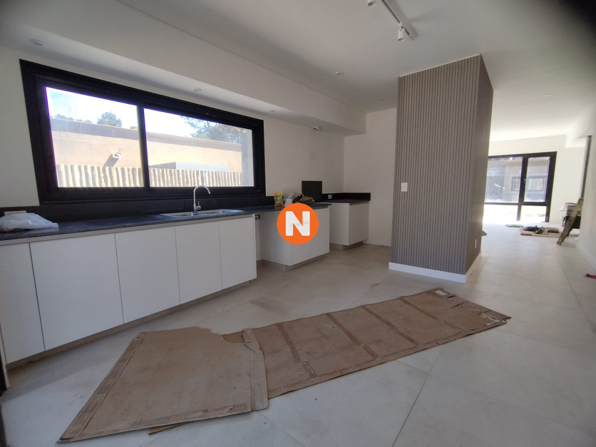 Casa Ref.223255 - Casa en Punta del Este, Pinares
