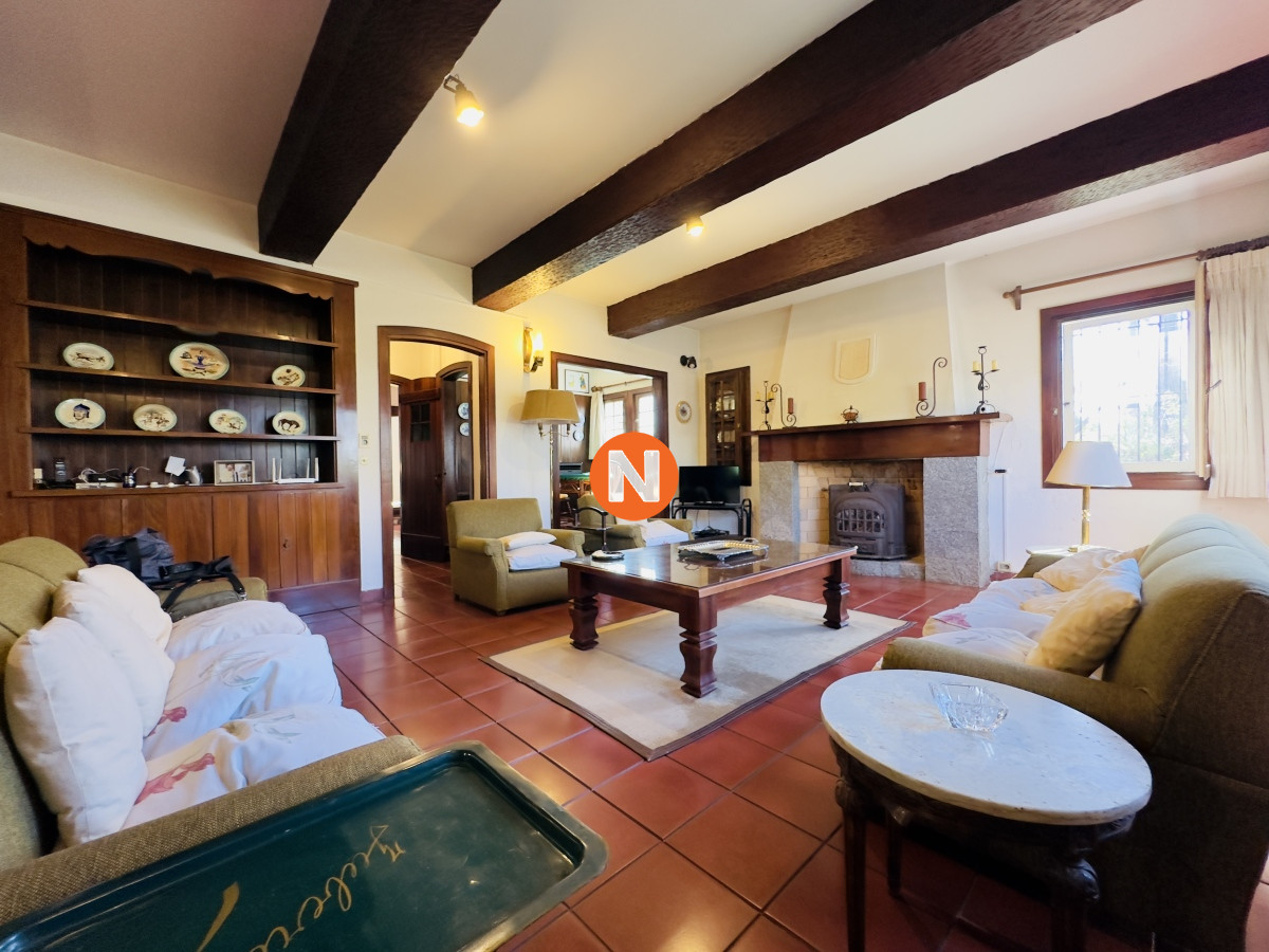 Casa Ref.223159 - Casa en venta yalquiler en playa mansa de 4 dormitorios en venta en Punta del Este