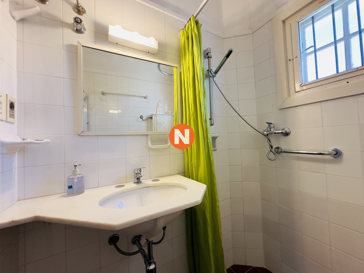 Casa Ref.223159 - Casa en venta yalquiler en playa mansa de 4 dormitorios en venta en Punta del Este