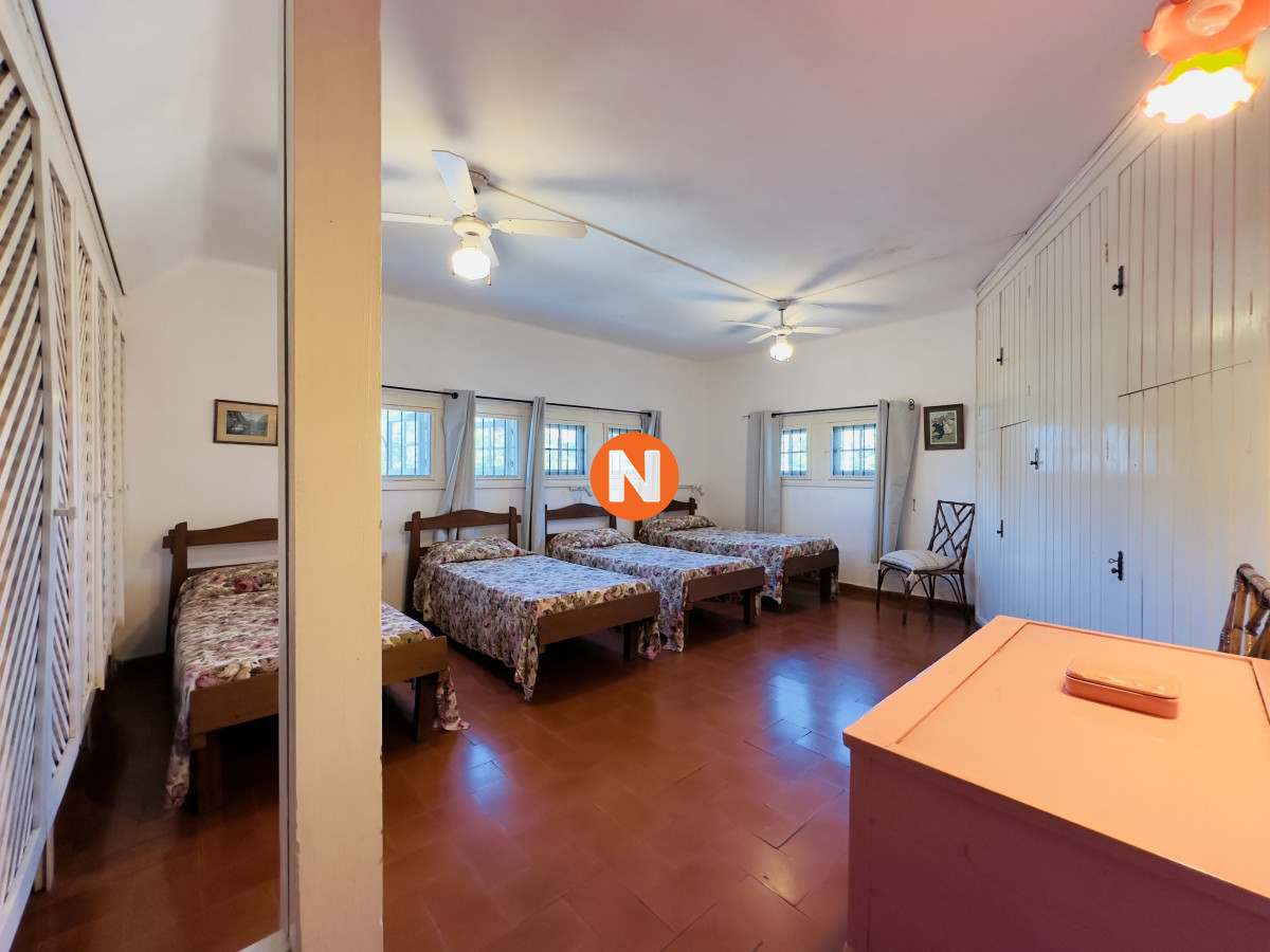 Casa Ref.223159 - Casa en venta yalquiler en playa mansa de 4 dormitorios en venta en Punta del Este