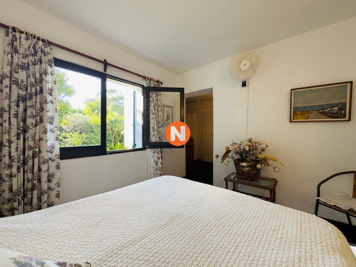 Casa Ref.226064 - Casa en VENTA, 50 metros de la playa brava, 4 dormitorios.