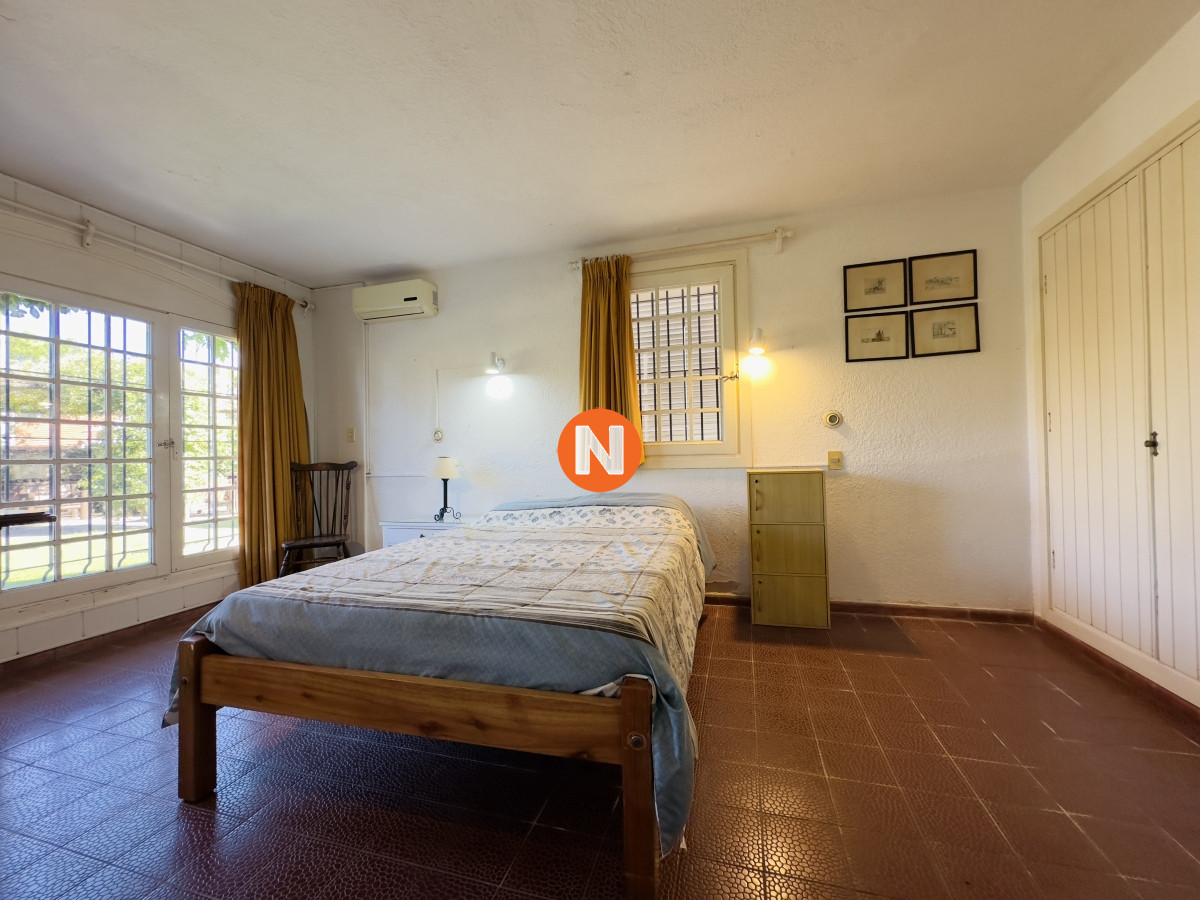 Casa Ref.223159 - Casa en venta yalquiler en playa mansa de 4 dormitorios en venta en Punta del Este