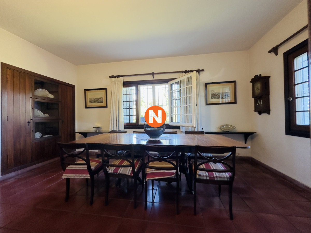 Casa Ref.223159 - Casa en venta yalquiler en playa mansa de 4 dormitorios en venta en Punta del Este