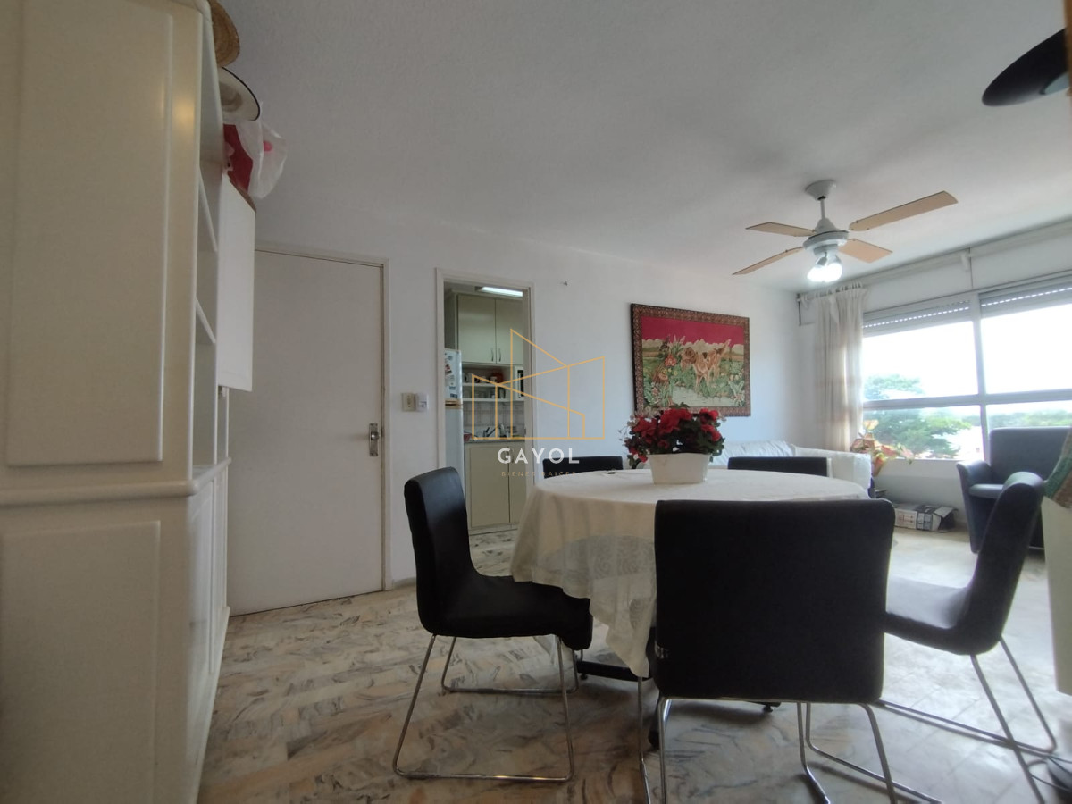 Apartamento ID.1111 - Apartamento de 1 dormitorio y medio en venta en primera linea playa Mansa