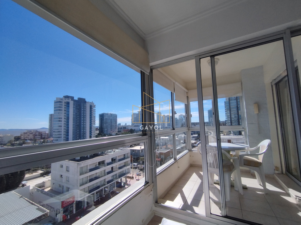 Apartamento ID.1104 - Alquiler y venta de apartamento de dos dormitorios en Punta del Este