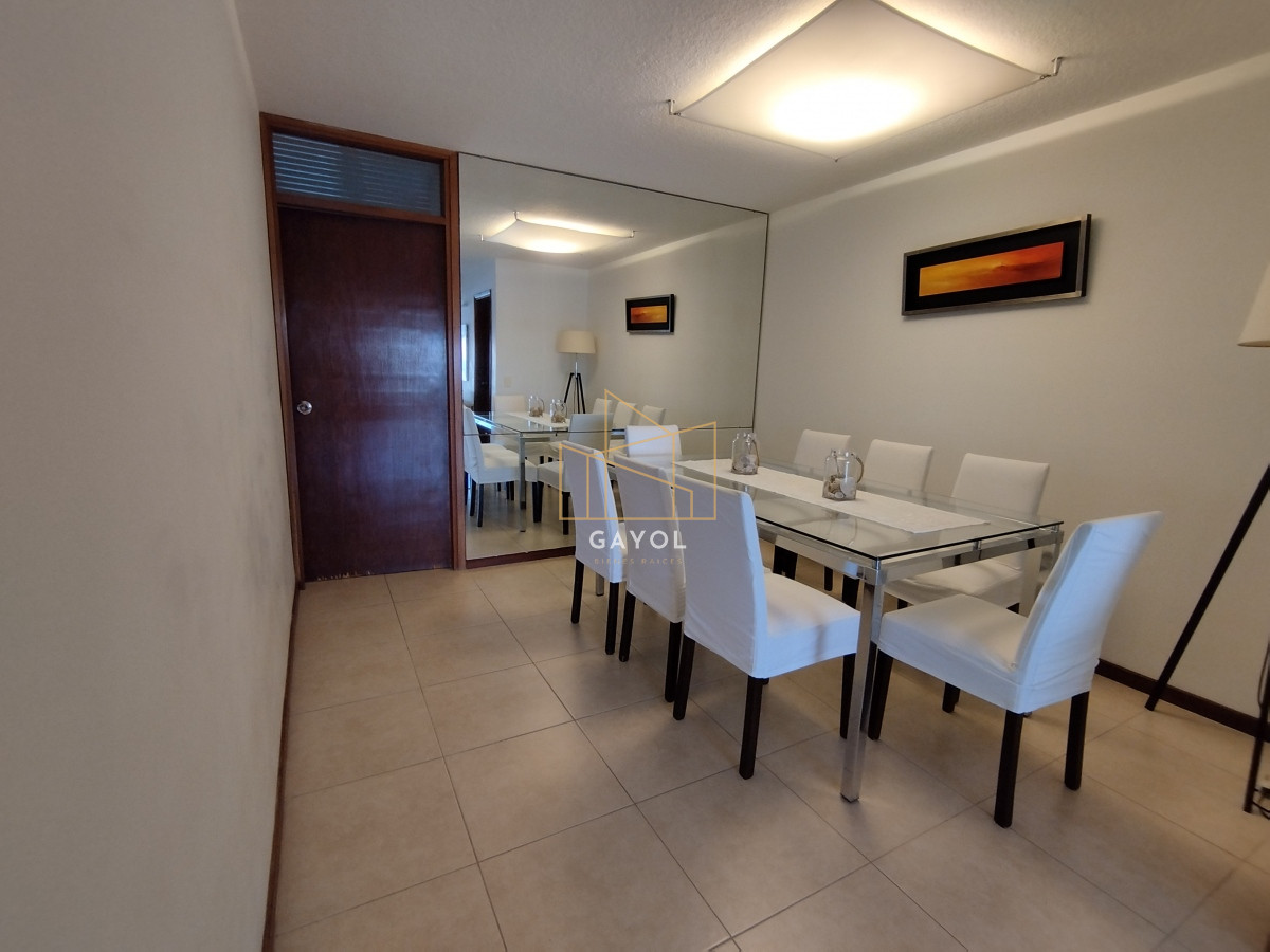 Apartamento ID.942 - Apartamento en venta frente a playa mansa