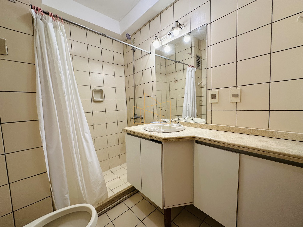 Apartamento ID.1105 -  Apartamento en Venta en Playa mansa Punta del Este