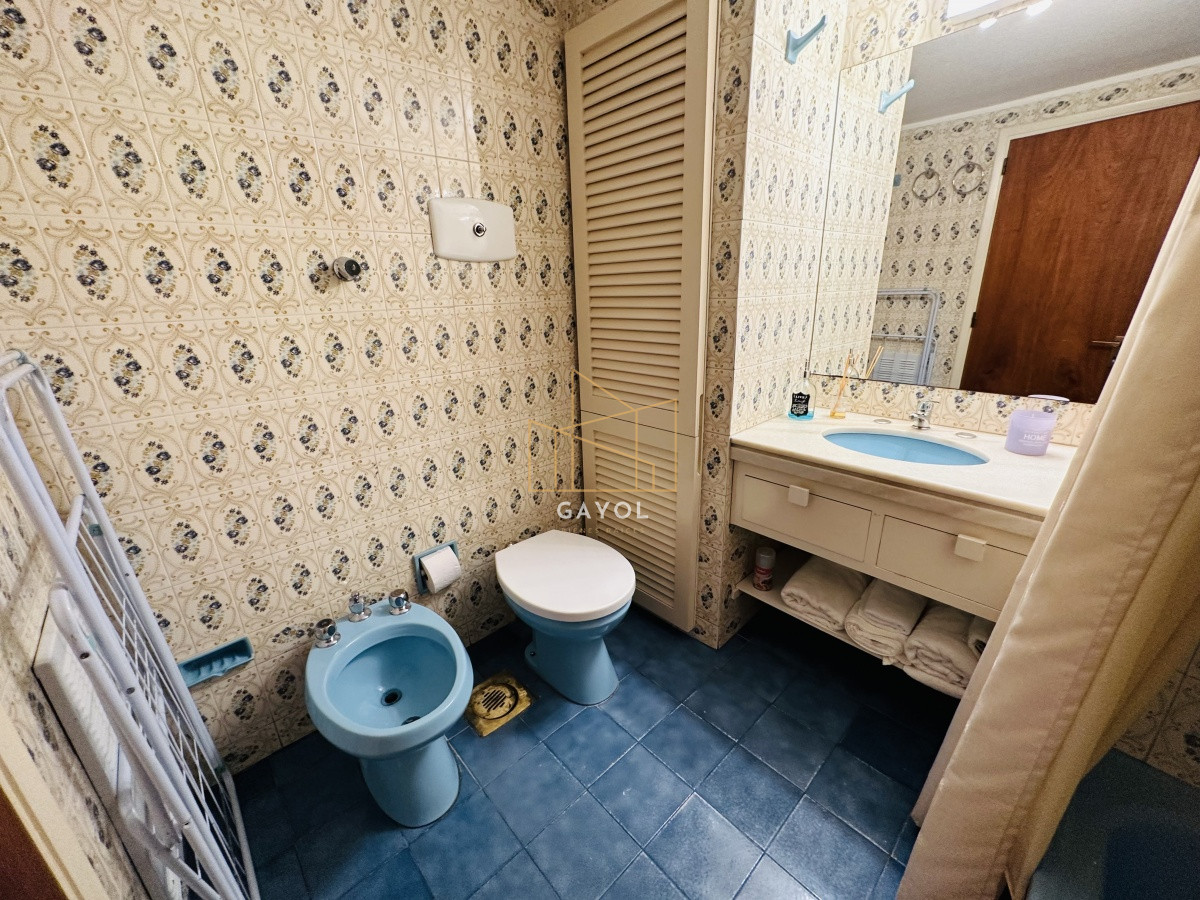 Apartamento ID.1112 - Apartamento en VENTA, 1 dormitorio, Península, Punta del Este.