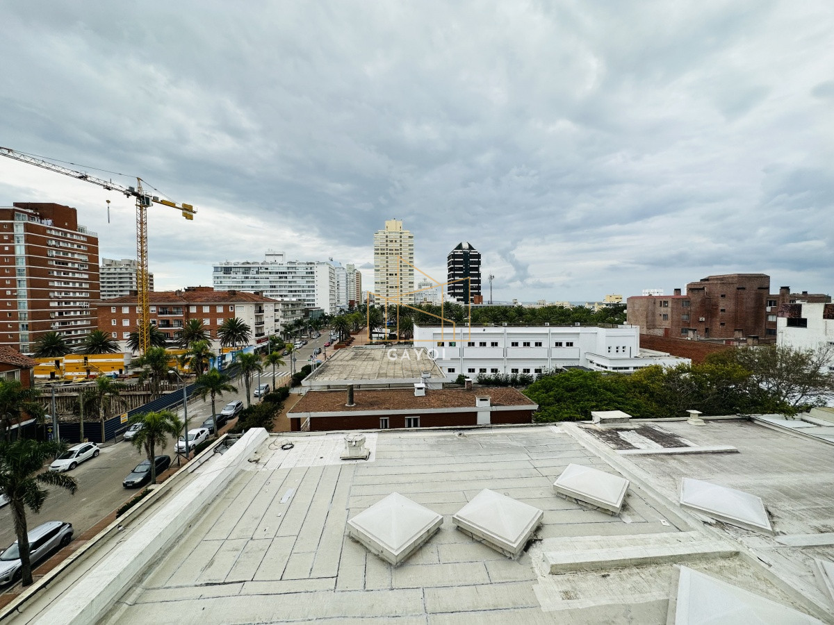 Apartamento ID.1112 - Apartamento en VENTA, 1 dormitorio, Península, Punta del Este.