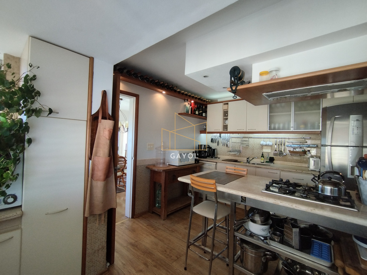 Apartamento ID.945 - apartamento en venta  sobre playa mansa