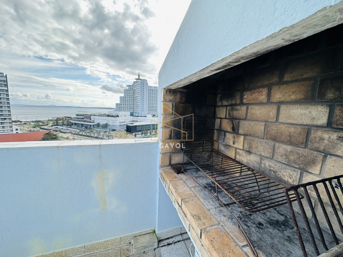 Apartamento ID.1105 -  Apartamento en Venta en Playa mansa Punta del Este