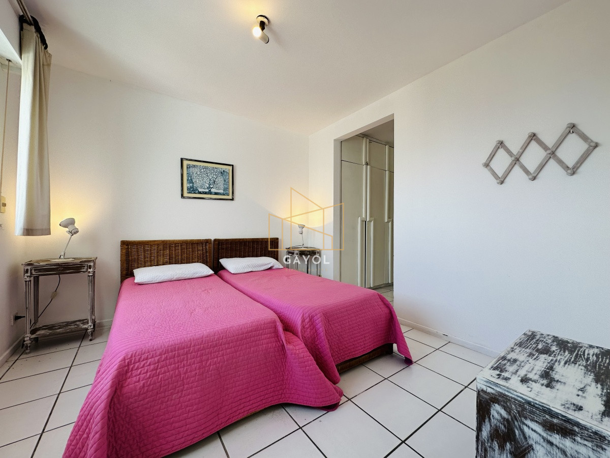 Apartamento ID.1105 -  Apartamento en Venta en Playa mansa Punta del Este