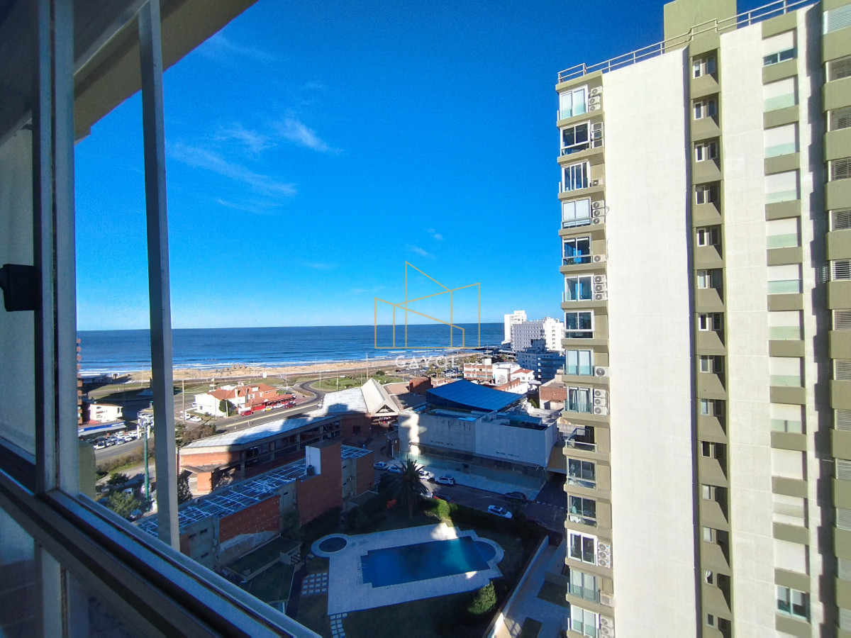 Apartamento ID.945 - apartamento en venta  sobre playa mansa