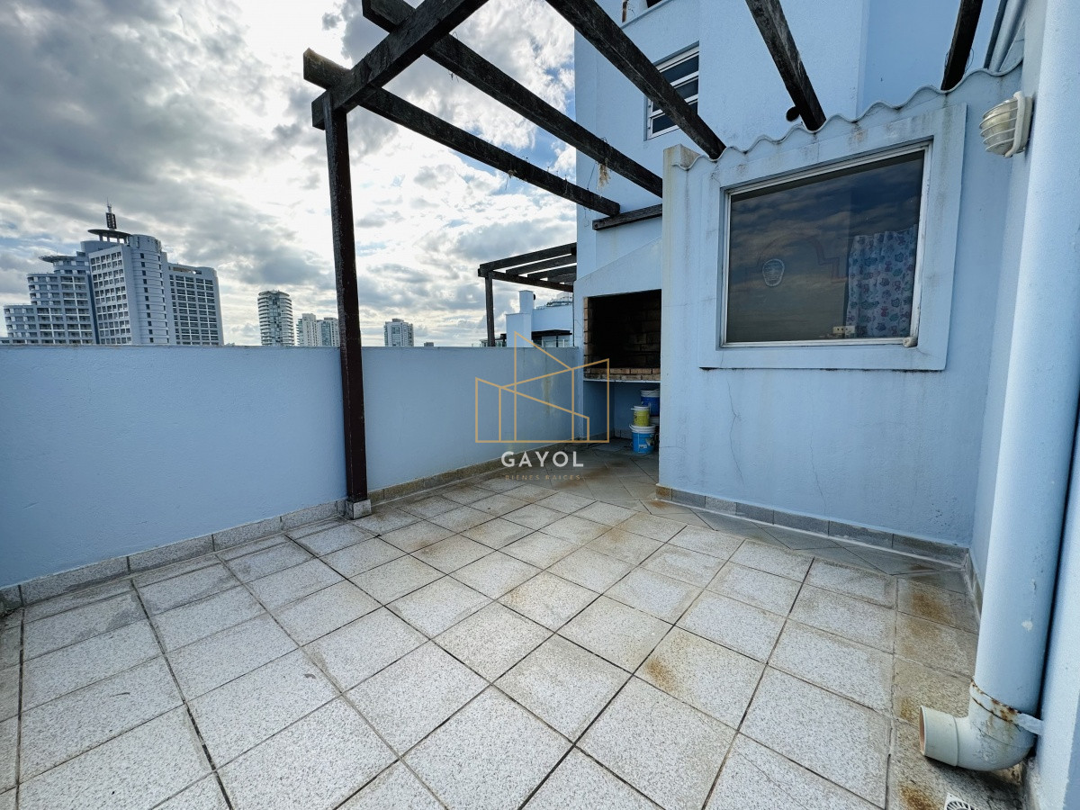 Apartamento ID.1105 -  Apartamento en Venta en Playa mansa Punta del Este