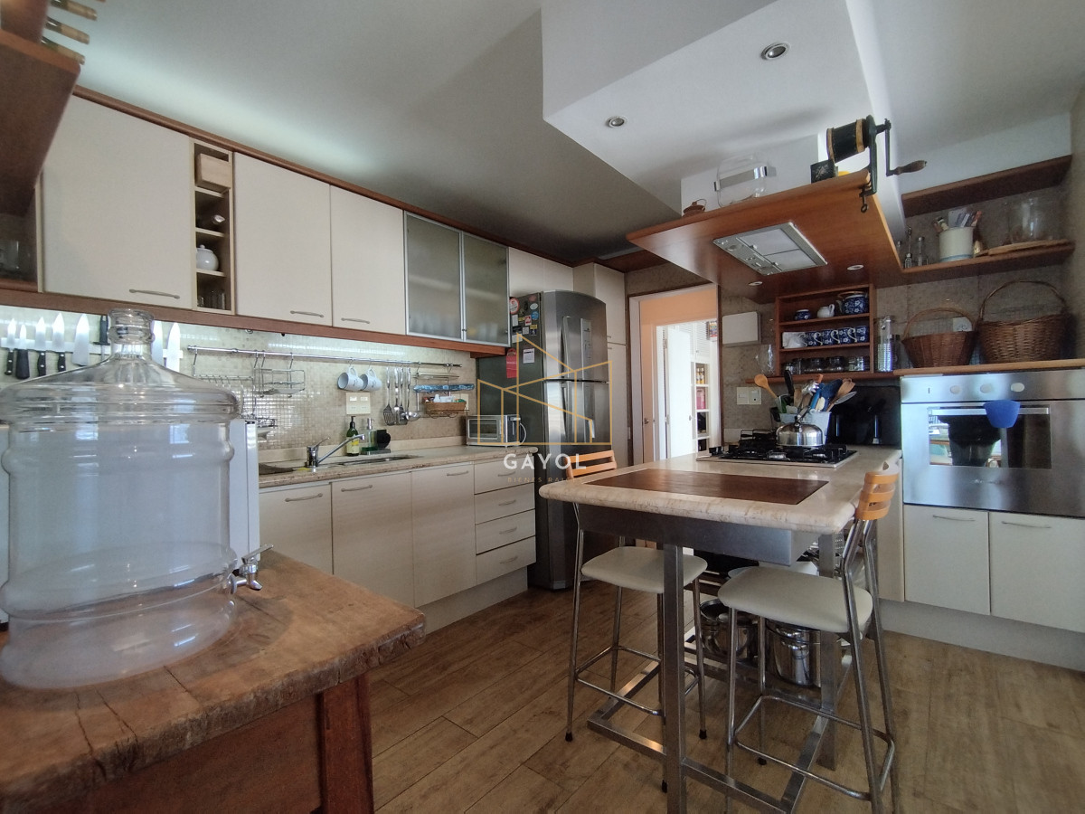 Apartamento ID.945 - apartamento en venta  sobre playa mansa