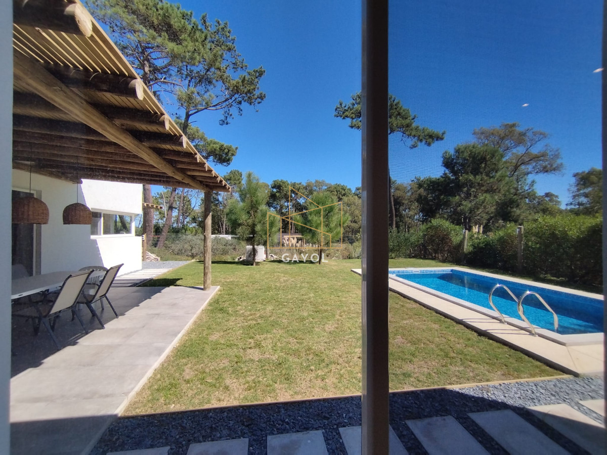 Casa ID.372 - Venta de Casa en la barra- Maldonado