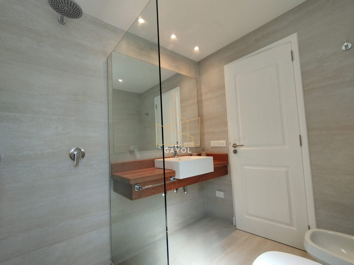 Casa ID.372 - Venta de Casa en la barra- Maldonado