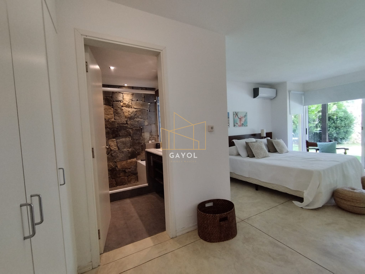 Casa ID.373 - Casa en Venta, Manantiales, Maldonado.