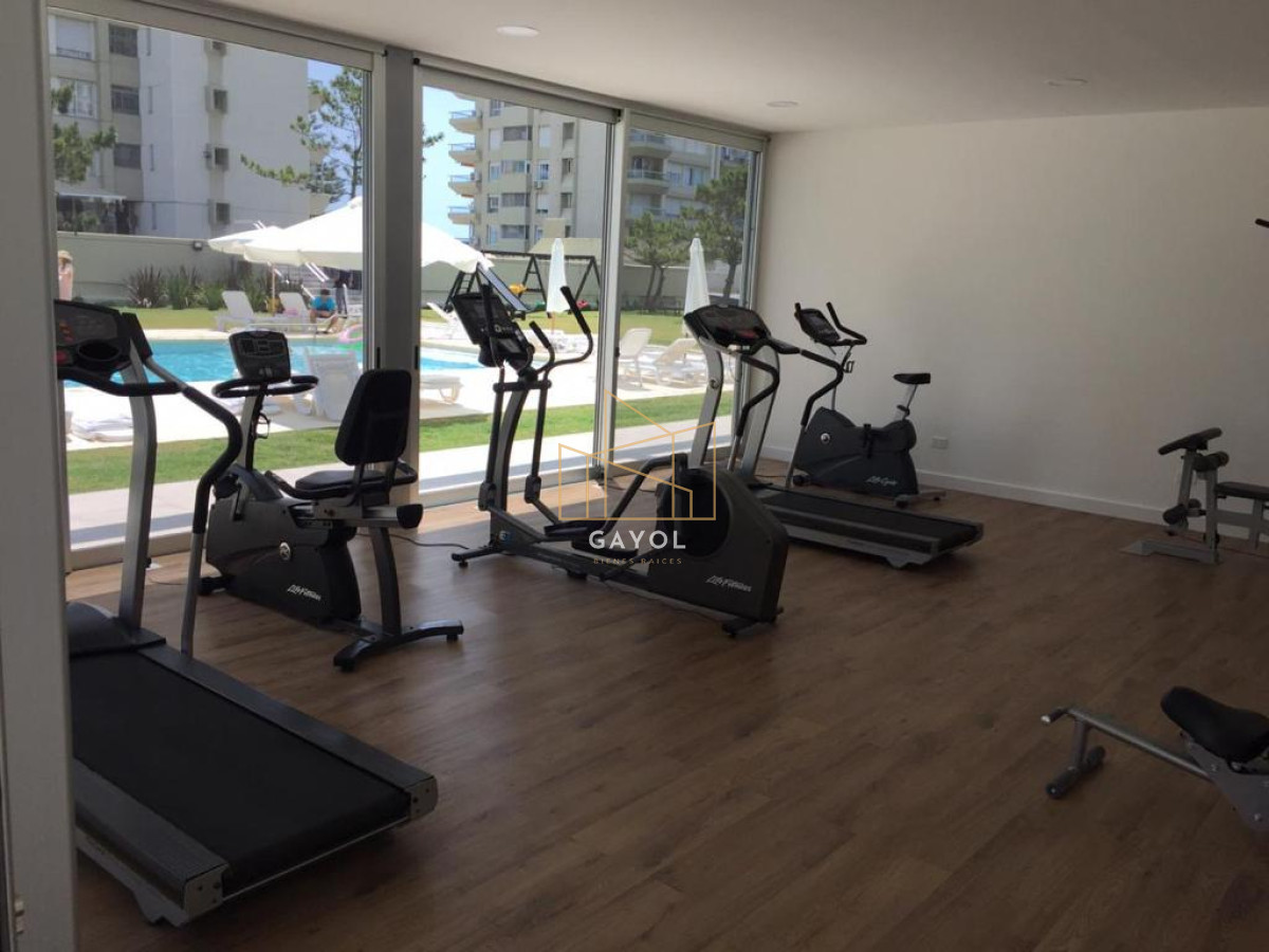 Apartamento ID.945 - apartamento en venta  sobre playa mansa