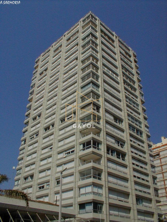 Apartamento ID.1112 - Apartamento en VENTA, 1 dormitorio, Península, Punta del Este.
