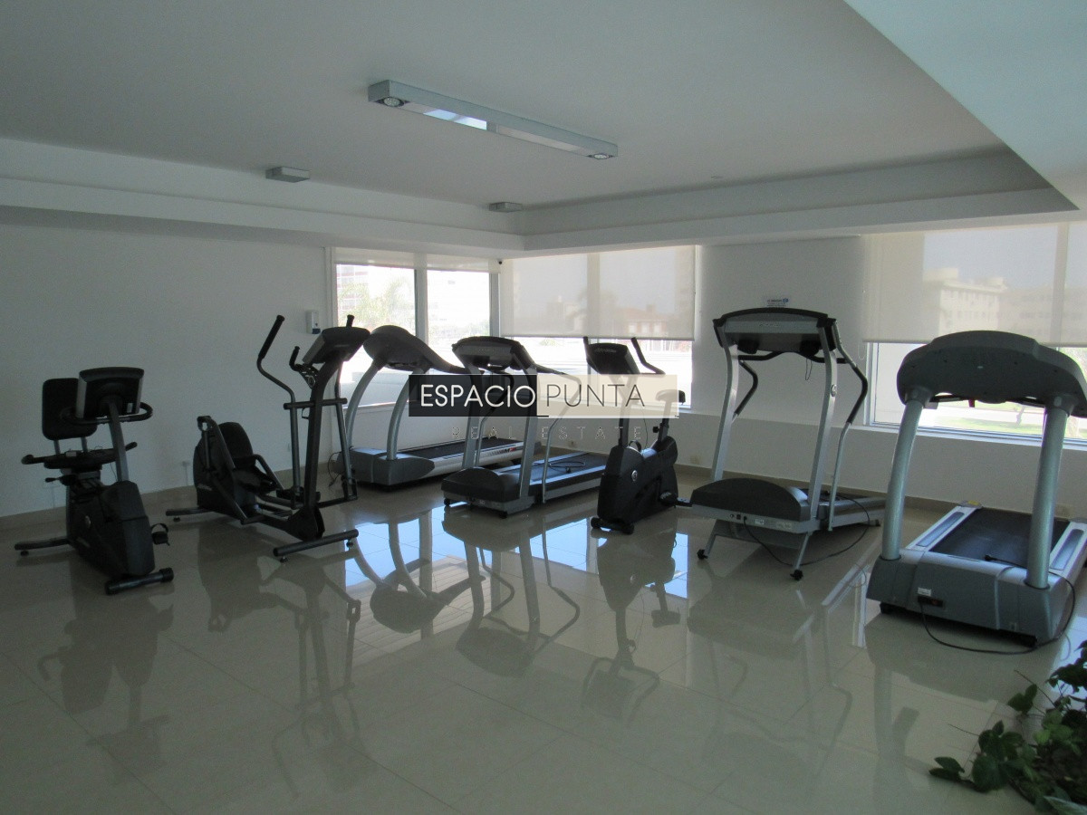 Apartamento ID.3831 - Apartamento en venta de dos dormitorios, Punta del Este.