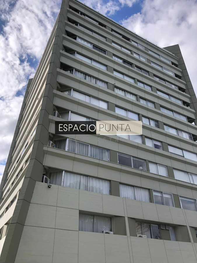 Apartamento ID.1628 - Alquiler de Temporada en Punta del este.