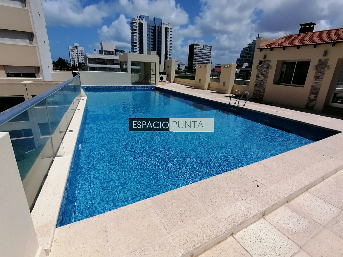 Apartamento ID.4753 - Apartamento en VENTA y alquiler, 3 dormitorios, 2 baños, reciclado.