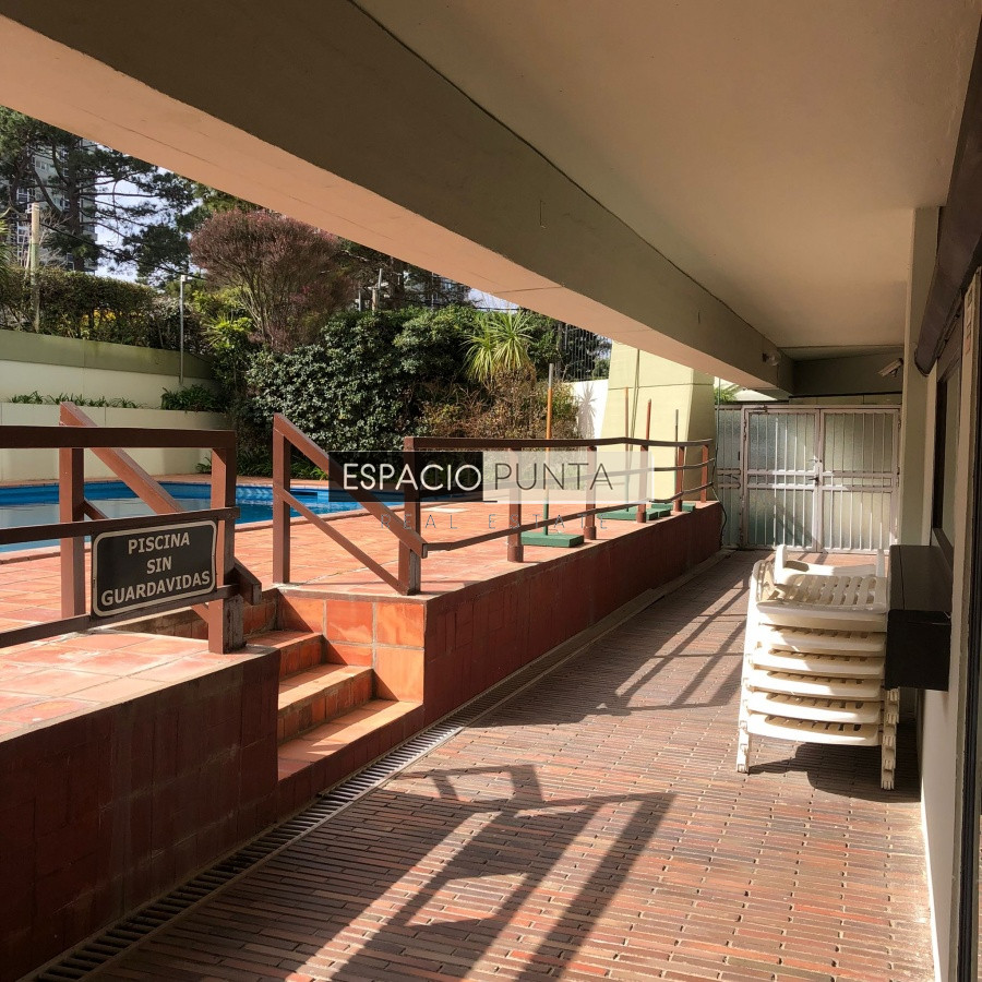 Apartamento ID.1628 - Alquiler de Temporada en Punta del este.