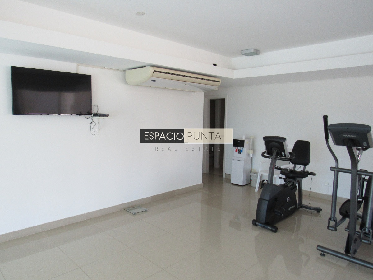 Apartamento ID.3831 - Apartamento en venta de dos dormitorios, Punta del Este.