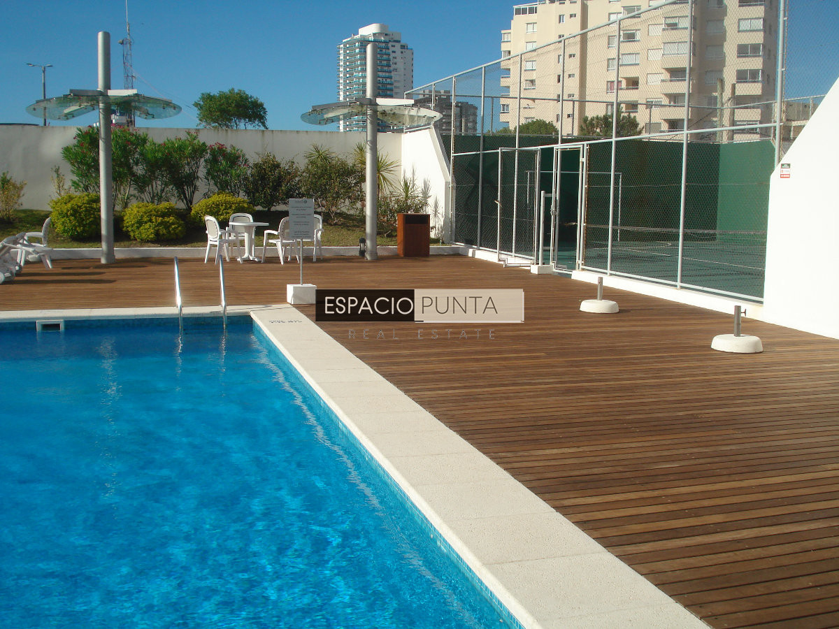 Apartamento ID.3831 - Apartamento en venta de dos dormitorios, Punta del Este.
