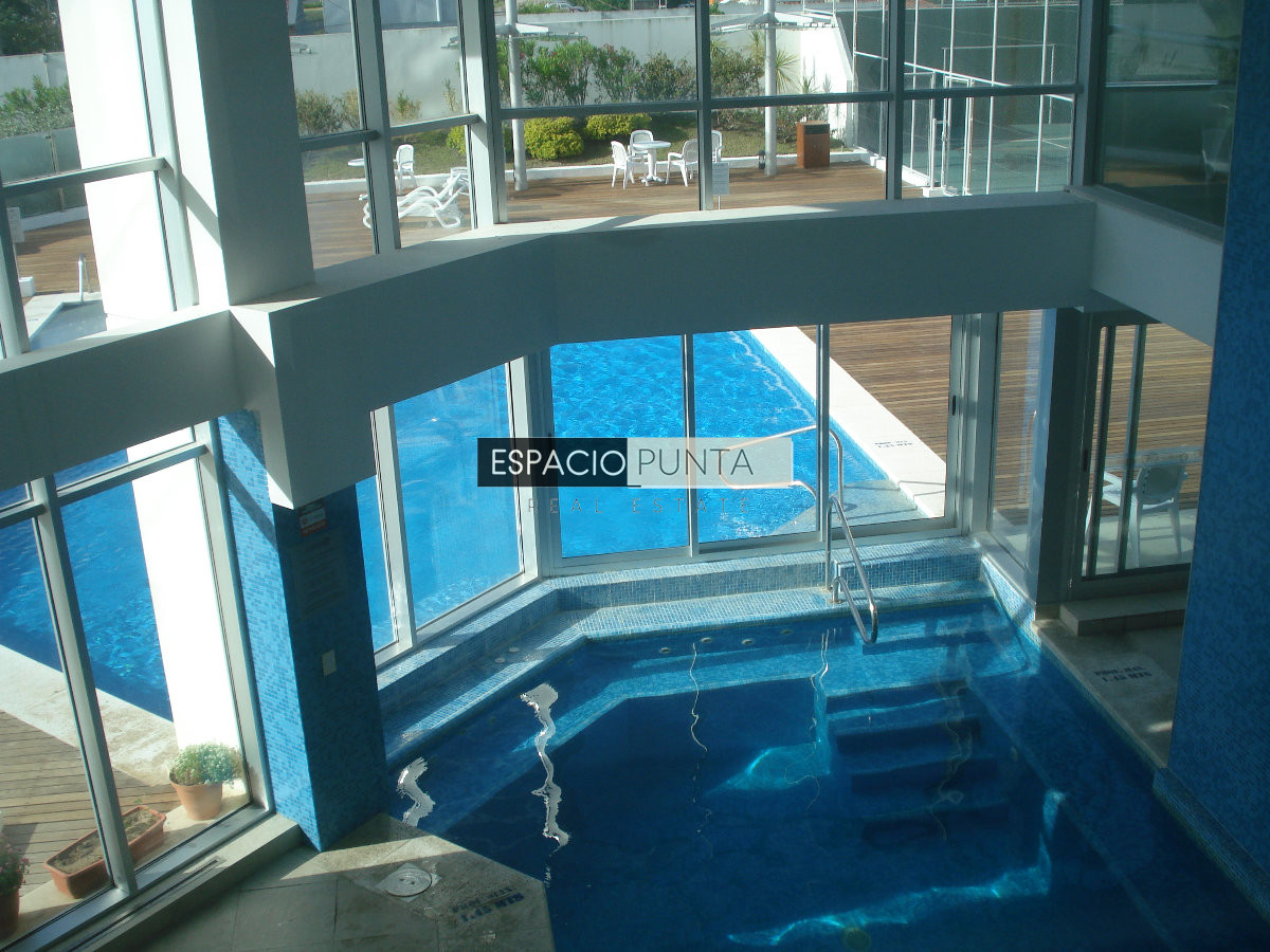 Apartamento ID.3831 - Apartamento en venta de dos dormitorios, Punta del Este.