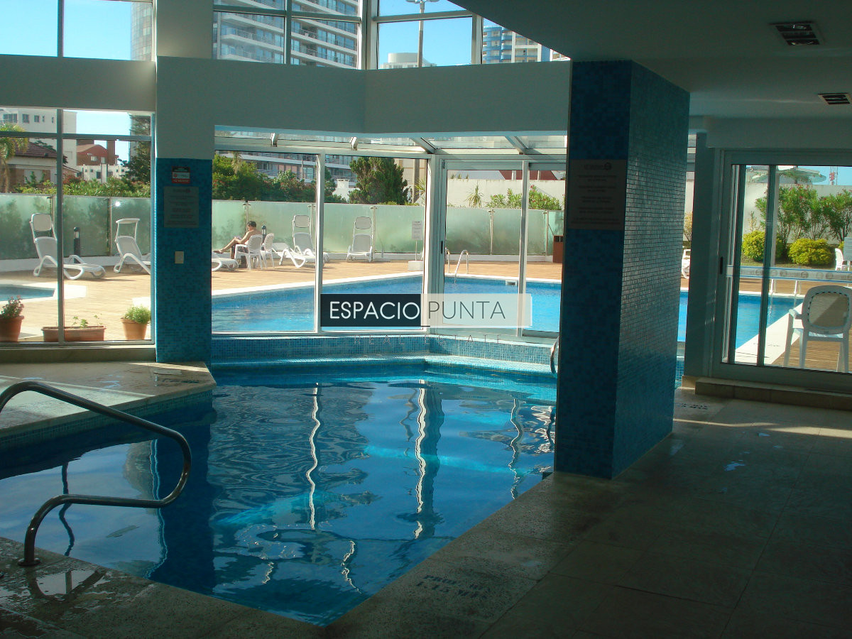 Apartamento ID.3831 - Apartamento en venta de dos dormitorios, Punta del Este.