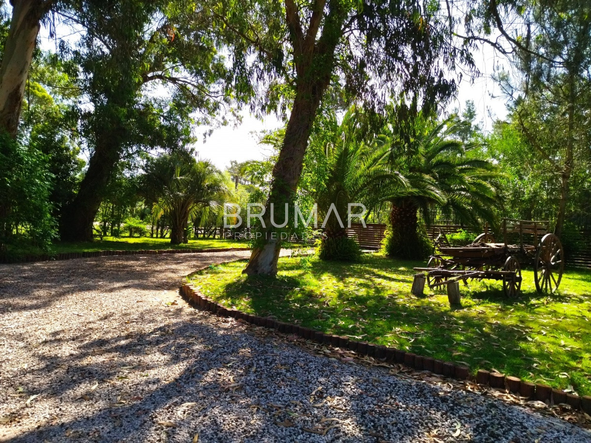 Casa ID.867 -  Casa en venta de 3 dormitorios en Punta del Este