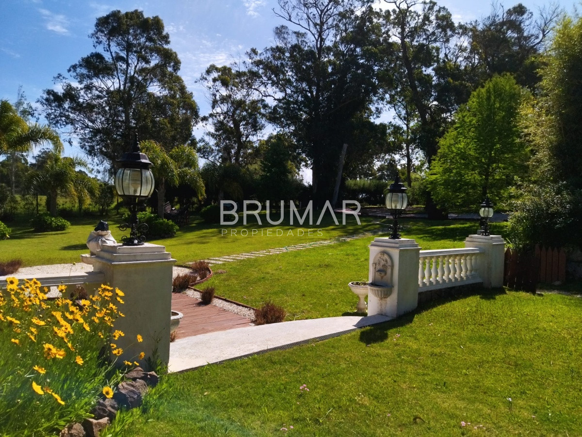 Casa ID.867 -  Casa en venta de 3 dormitorios en Punta del Este